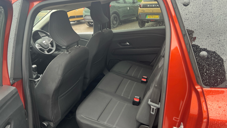 Dacia Jogger 1.0 TCe Comfort 5dr Petrol Estate